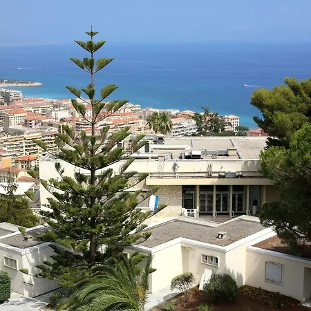 La Tournerie فندق 3*