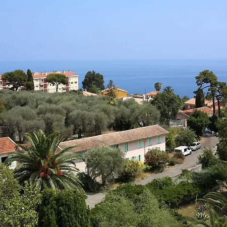 La Tournerie فندق